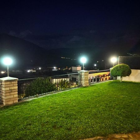 Shena Guest House Gjirokastra Kültér fotó
