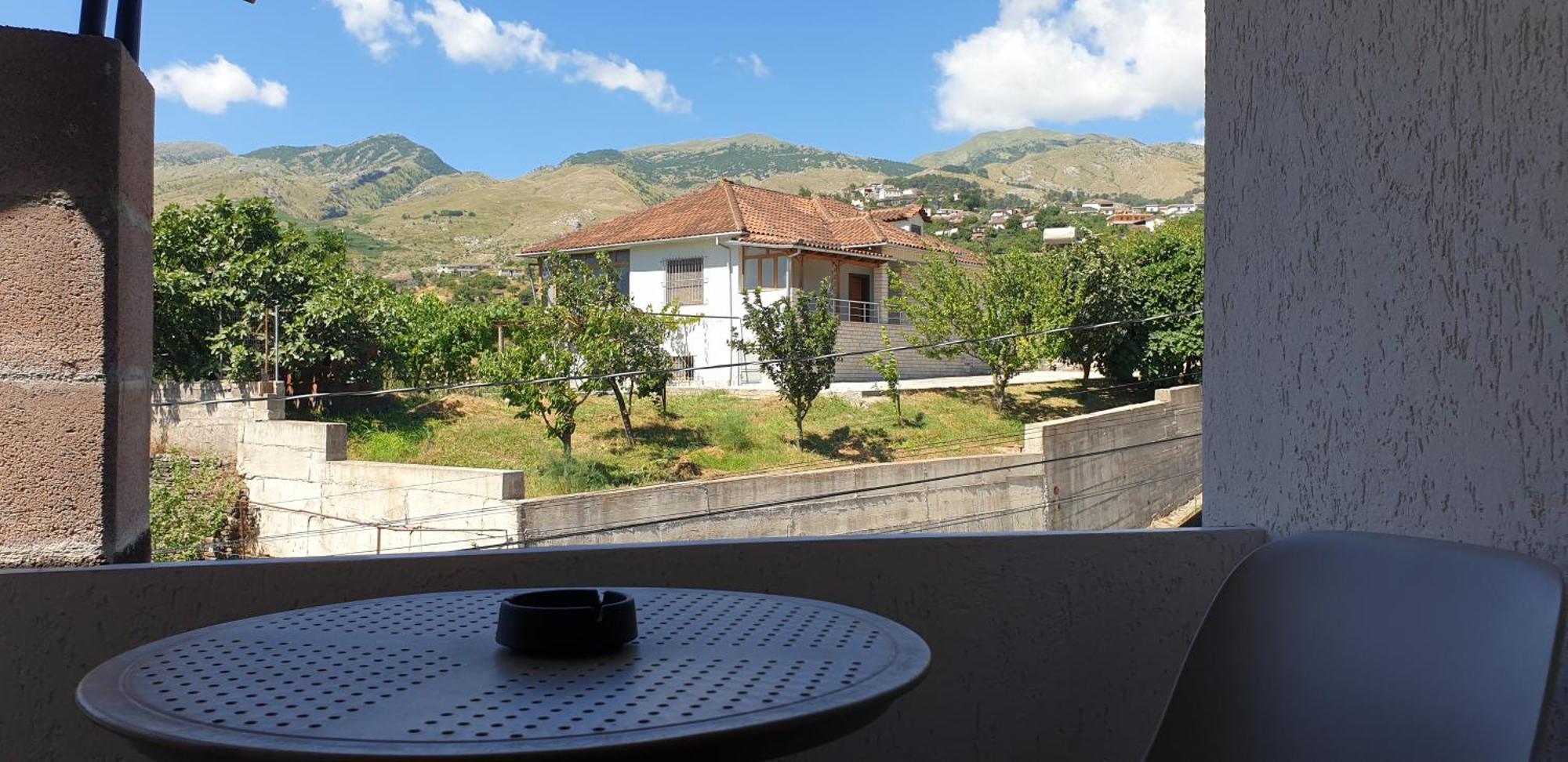 Shena Guest House Gjirokastra Kültér fotó