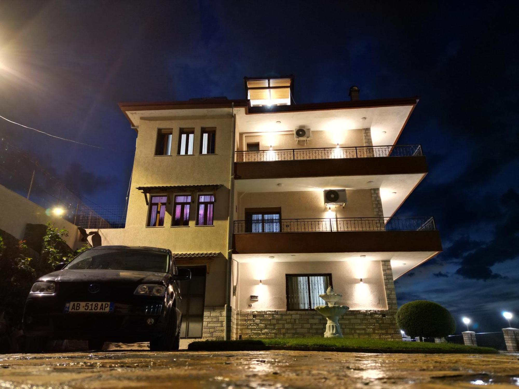 Shena Guest House Gjirokastra Kültér fotó
