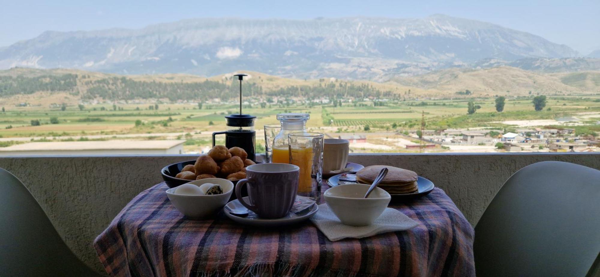Shena Guest House Gjirokastra Kültér fotó